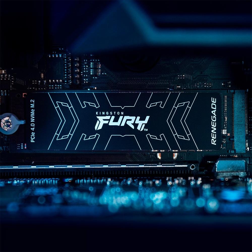 SSD Kingston Fury Renegade, 2TB, M.2 2280, PCIe 4.0 x4, NVMe, Leitura: 7300 MB/s, Gravação: 7000 MB/s, Compatível com PS5 - SFYRD/2000G
