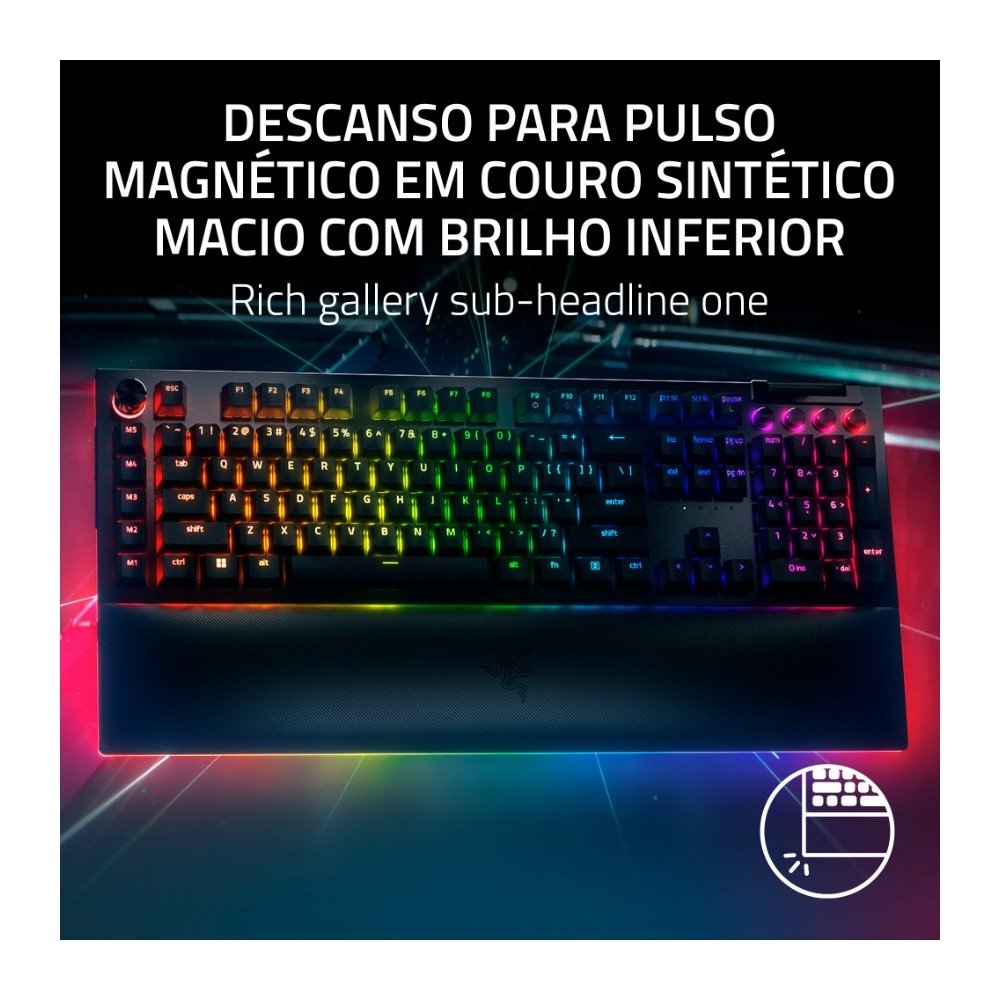 Teclado Gamer Razer Blackwidow V4 PRO, com Fio, Chroma RGB, Switch Green, Layout US - RZ03-04680200