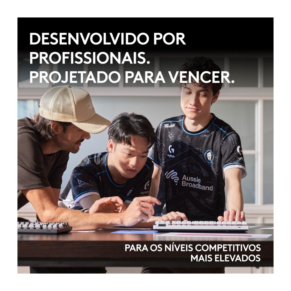 Teclado Gamer Sem Fio Logitech G Pro X com design TKL, Layout US, RGB LIGHTSYNC e Switch Exclusivo GX Brown Tactile, Preto- 920-012127 Teclado Gamer Sem Fio Logitech G Pro X com design TKL, Layout US, RGB LIGHTSYNC e Switch Exclusivo GX Brown Tactile, Preto- 920-012127