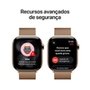 Apple Watch Series 11 GPS + Cellular, Caixa dourada de Titânio de 46 mm, Pulseira dourada estilo milanês, Tamanho M/G - MFD84AM/A