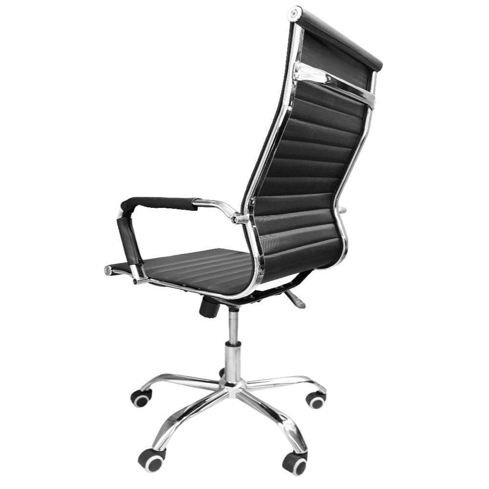 Cadeira Office Fortt Oslo Cef03-p, até 120kg, Esteirinha, Base Cromada, Com Rodinha, Preta Cadeira Office Fortt Oslo Cef03-p, até 120kg, Esteirinha, Base Cromada, Com Rodinha, Preta