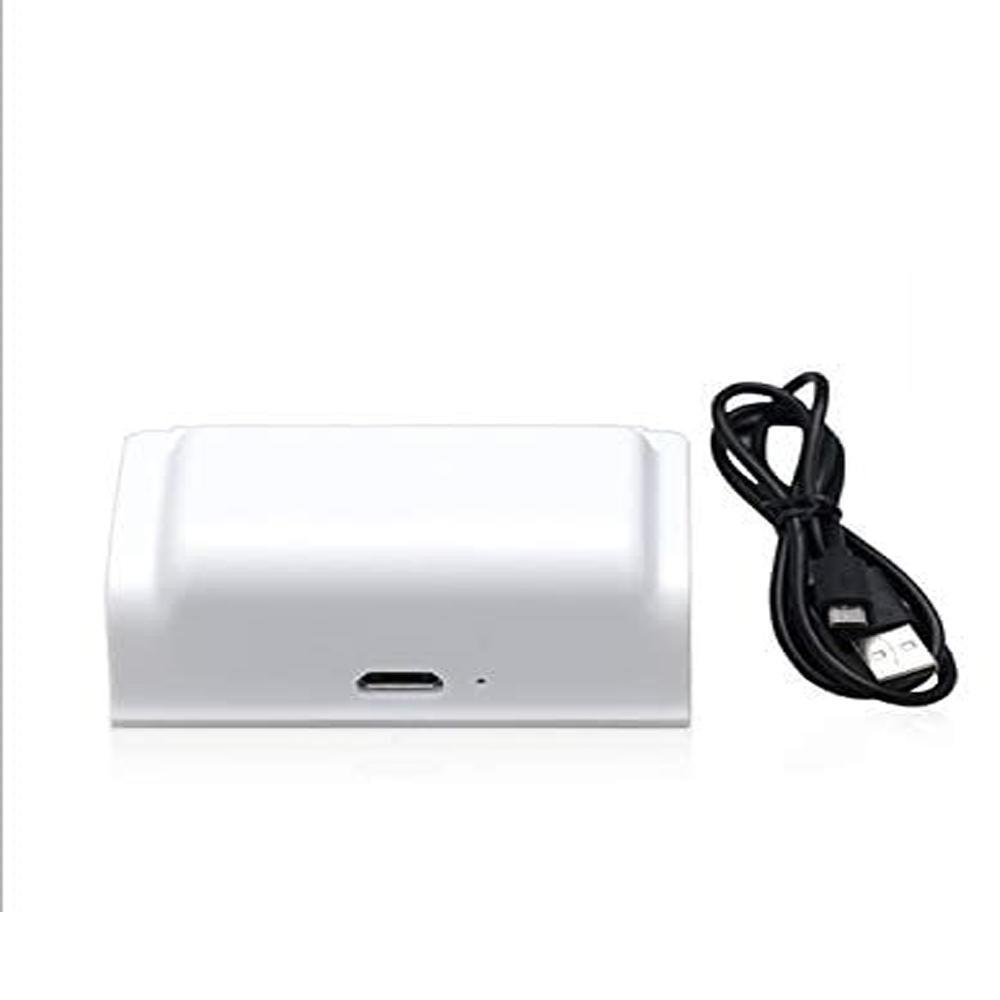Kit 2 Baterias Recarregáveis Branca + Cabo Carregador Compatível Controle Wireless De XBOX One (s)/x