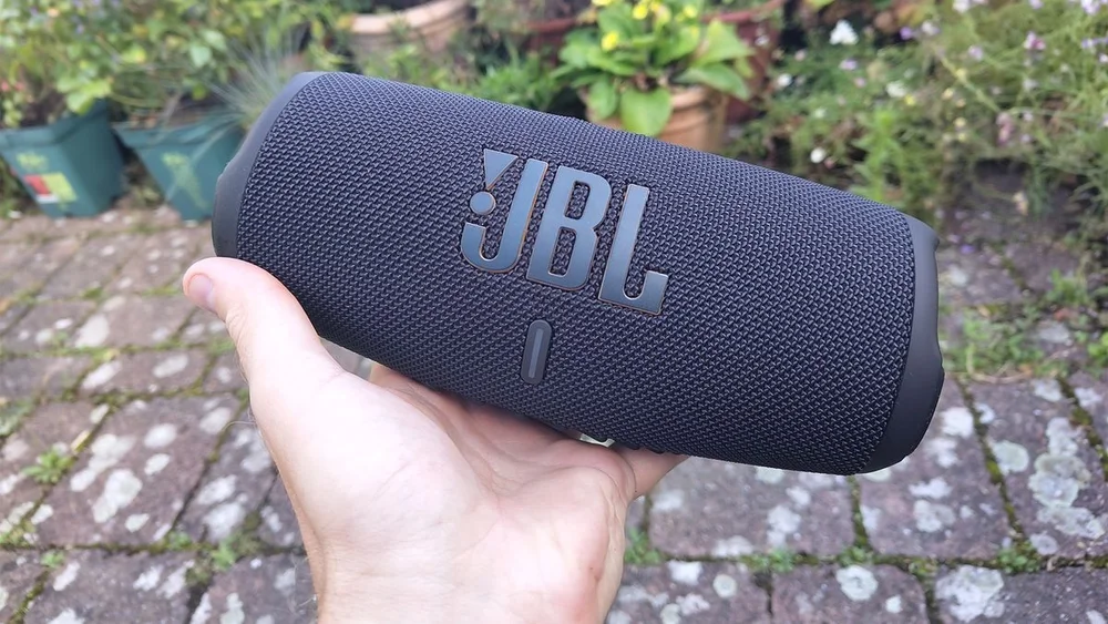 Speaker Jbl Charge 5 Com 40 Watts Rms Bluetooth E Usb - Preto