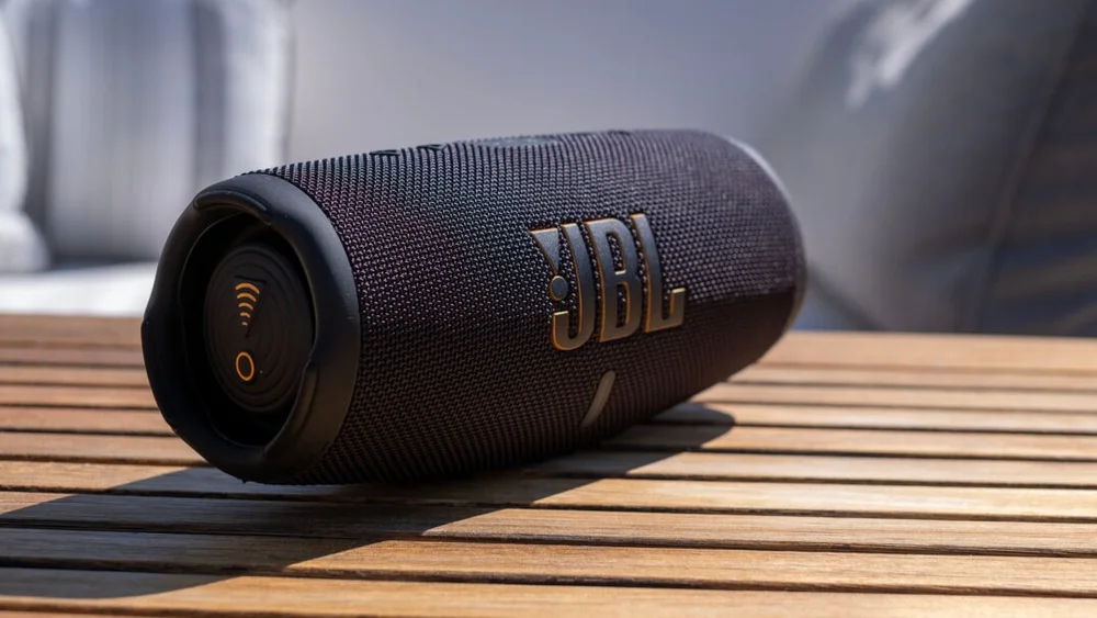Speaker Jbl Charge 5 Com 40 Watts Rms Bluetooth E Usb - Preto