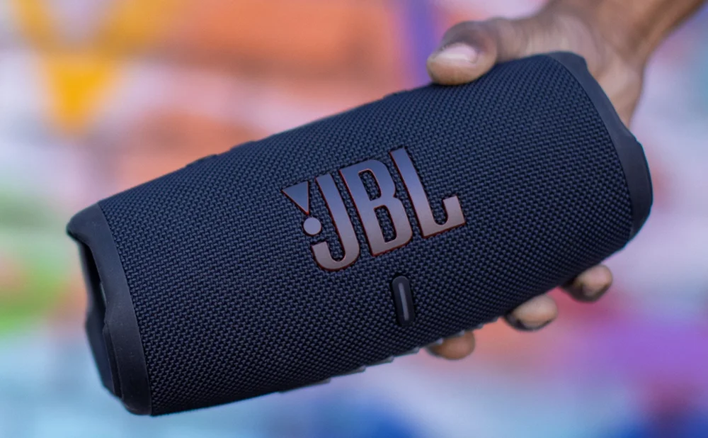 Speaker Jbl Charge 5 Com 40 Watts Rms Bluetooth E Usb - Preto